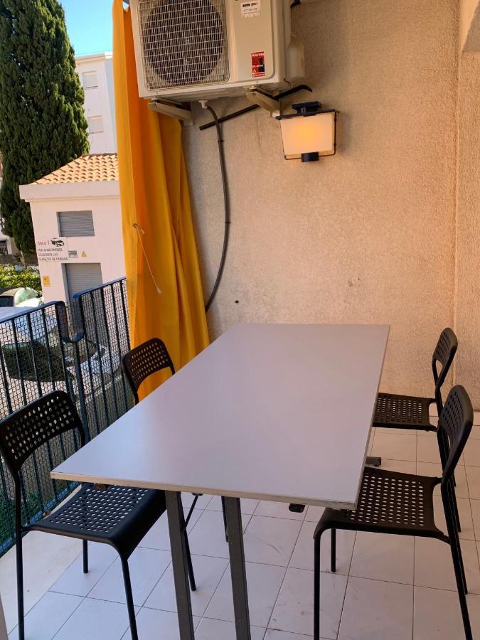 Costa Daurada Apartaments - Blau Mari Салоу Екстериор снимка